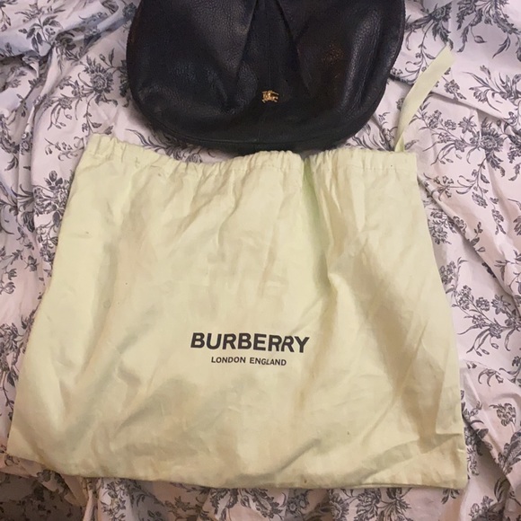 Burberry black hobo style purse comes with dust bag. - Picture 4 of 4